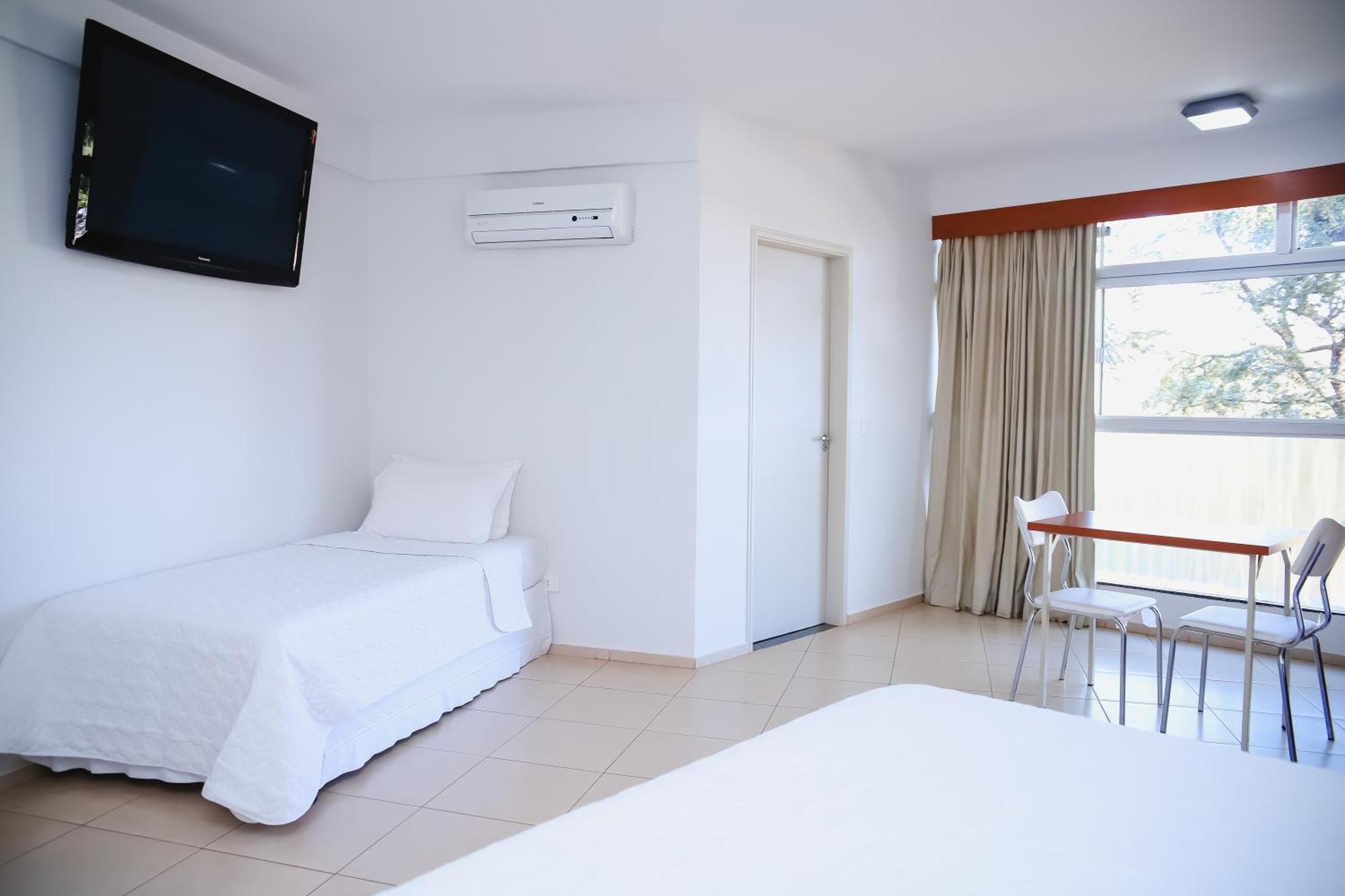 Hotel Água Das Araras Paraguacu Paulista Zimmer foto